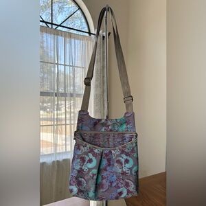 Maruca Pocket Bag Tapestry Crossbody Floral Jacquard Purse